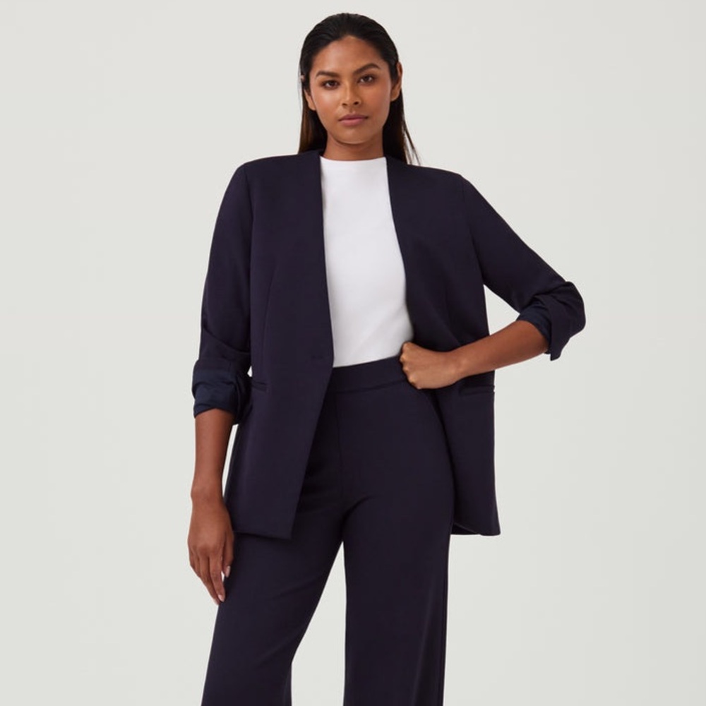 Brand new with tags SPANX The Perfect Oversized Blazer